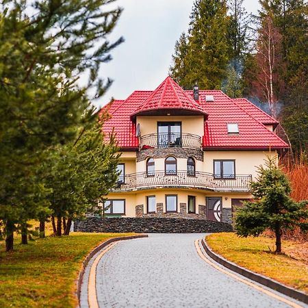 Dom Na Turystycznej Hotell Pyzowka Exteriör bild