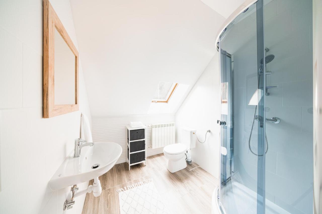 Dom Na Turystycznej Hotell Pyzowka Exteriör bild